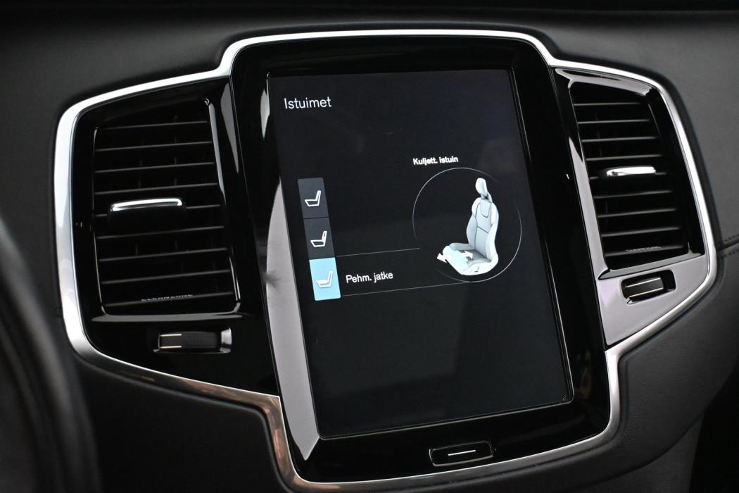 VOLVO XC90 2016
