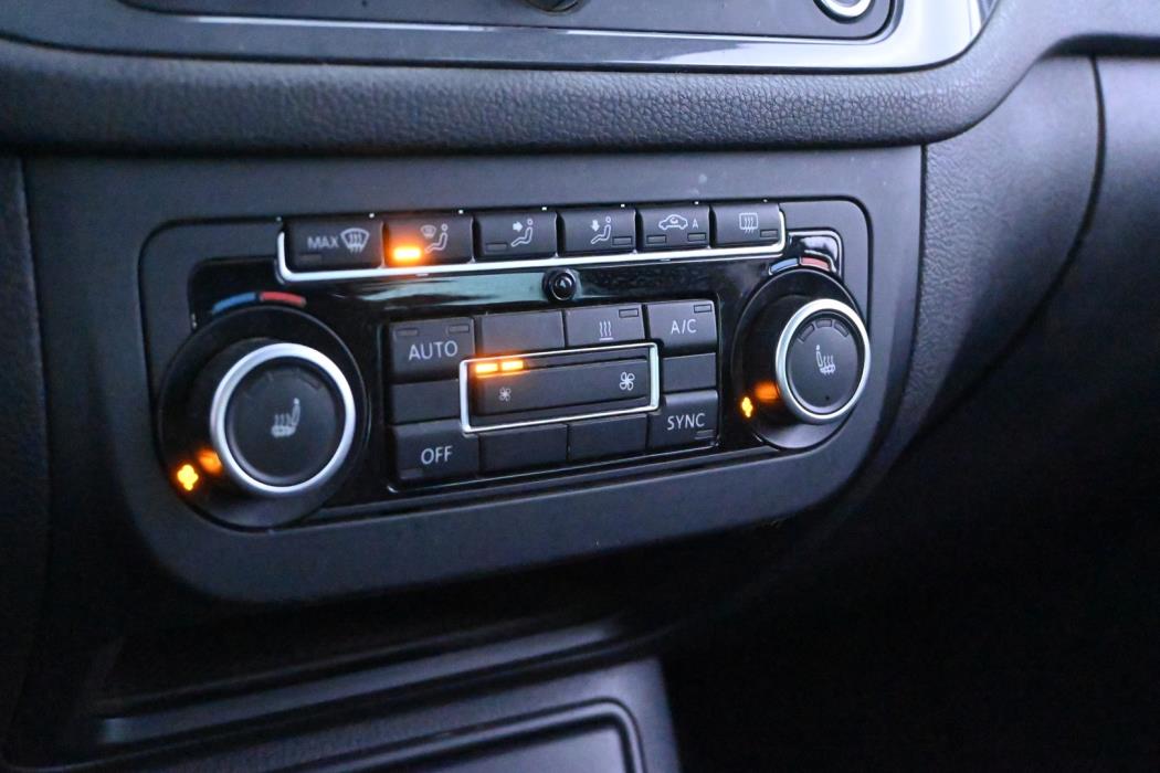 VOLKSWAGEN Tiguan 2013