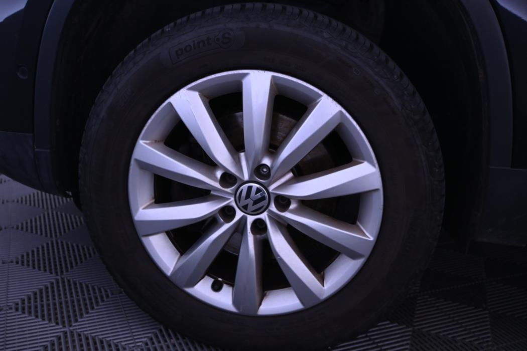 VOLKSWAGEN Tiguan 2013