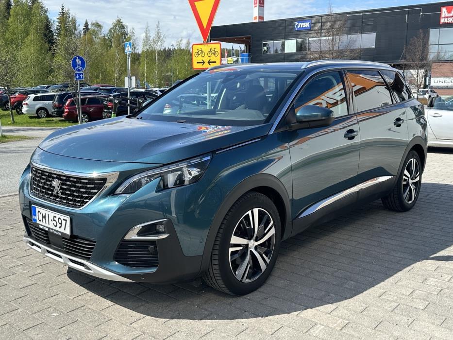PEUGEOT 5008 2019