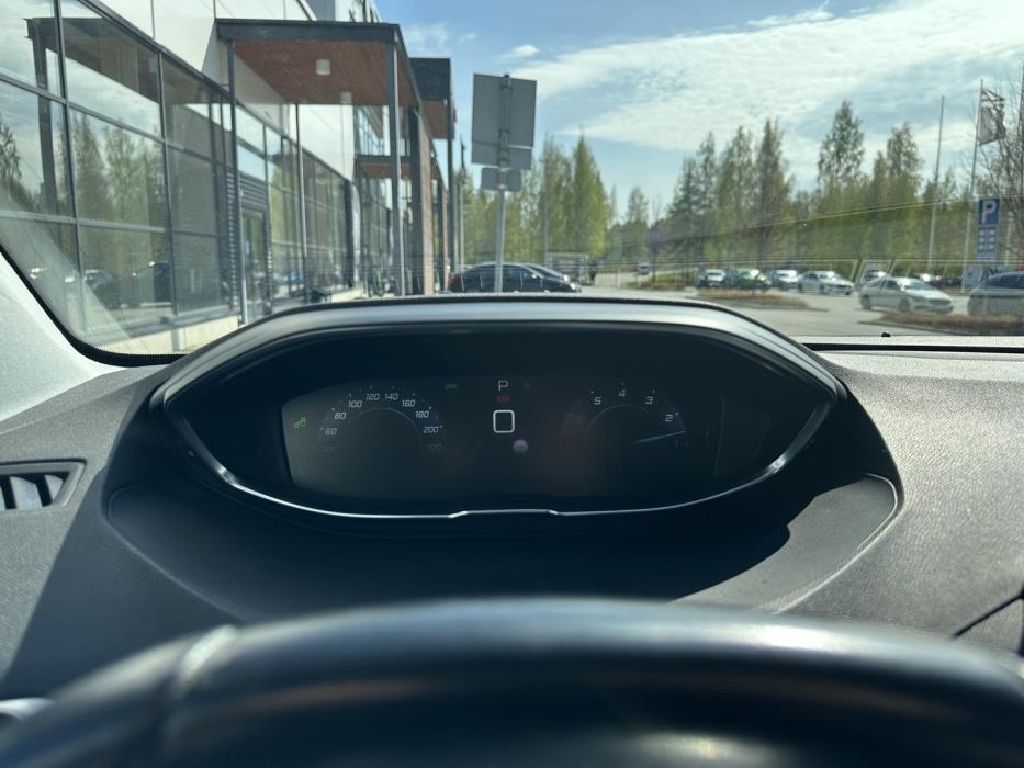 PEUGEOT 5008 2019