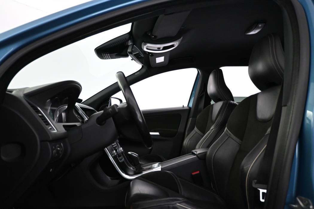 VOLVO XC60 2016