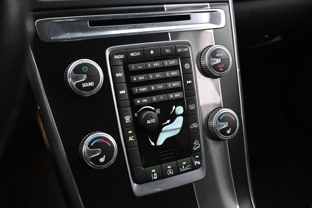 VOLVO XC60 2016