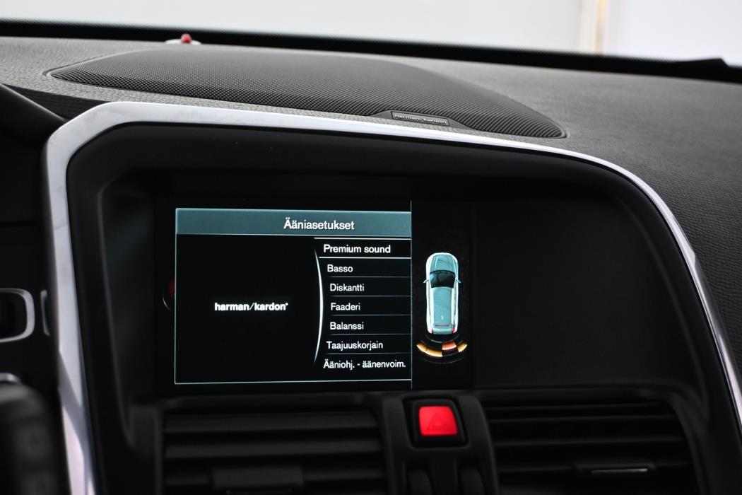 VOLVO XC60 2016