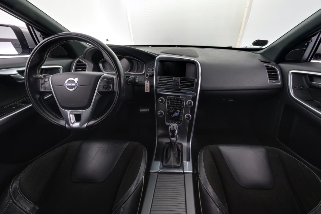 VOLVO XC60 2016