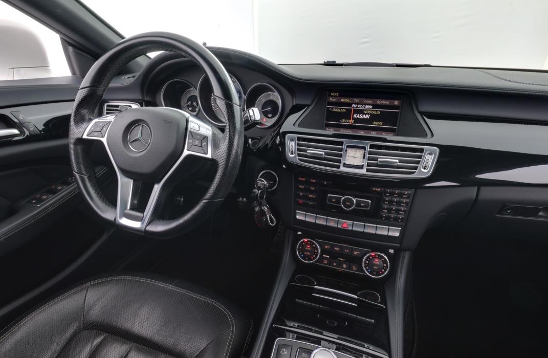 MERCEDES-BENZ CLS 2012