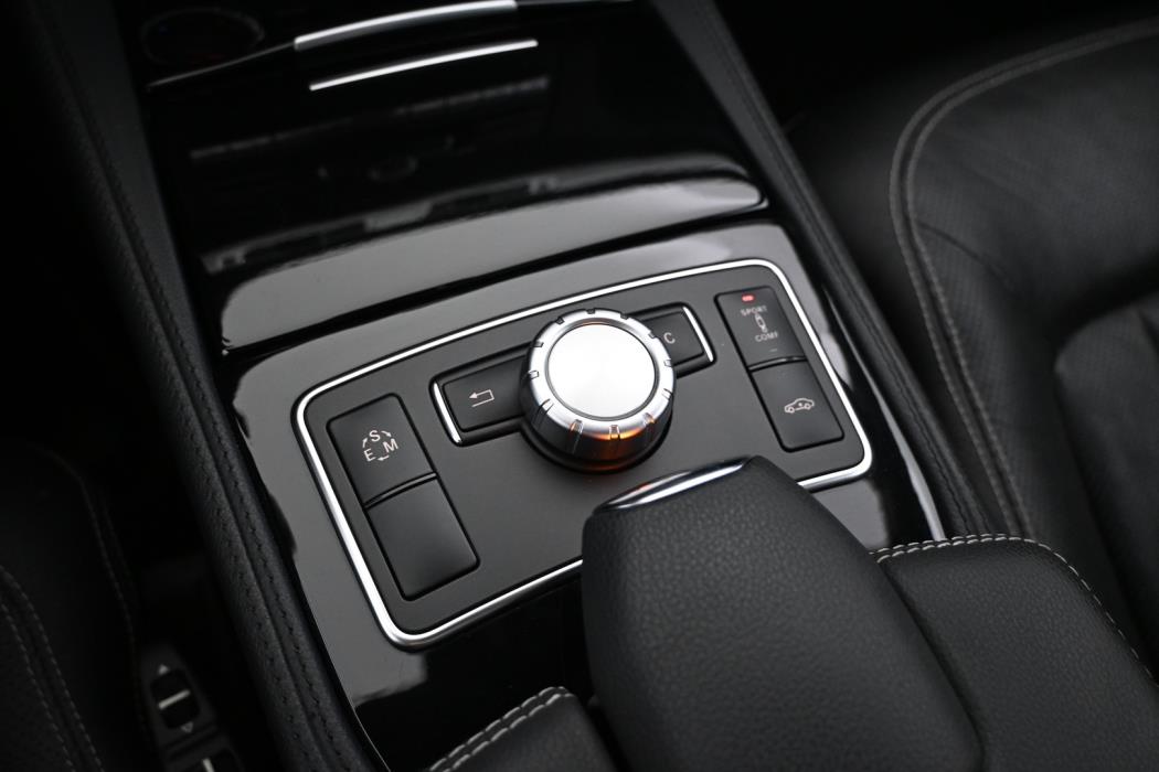 MERCEDES-BENZ CLS 2012