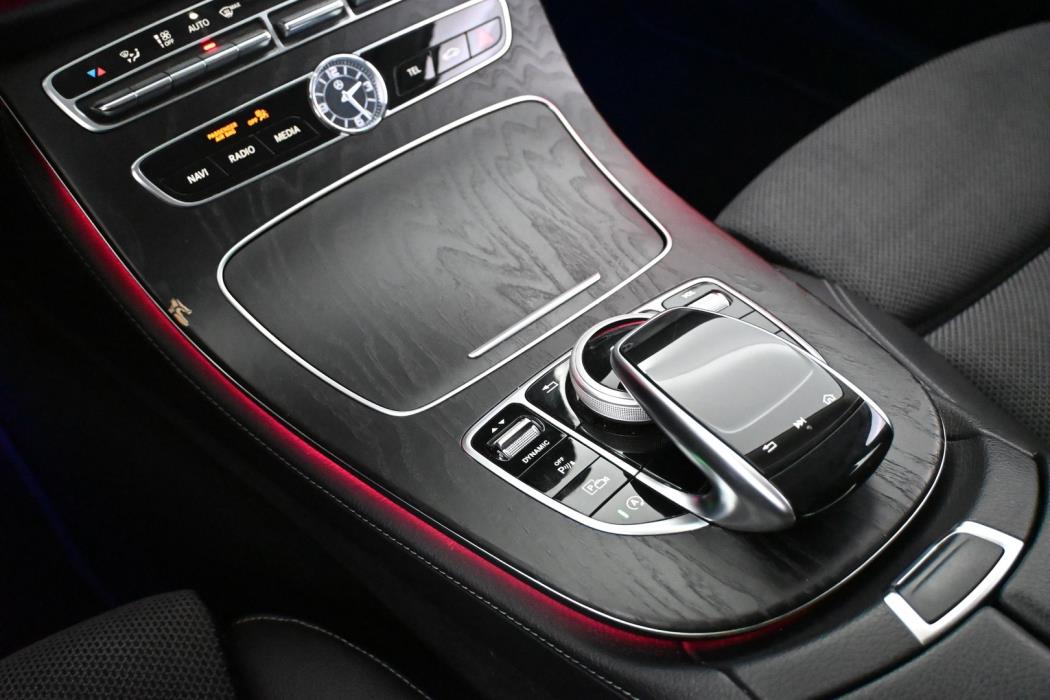 MERCEDES-BENZ E 2018