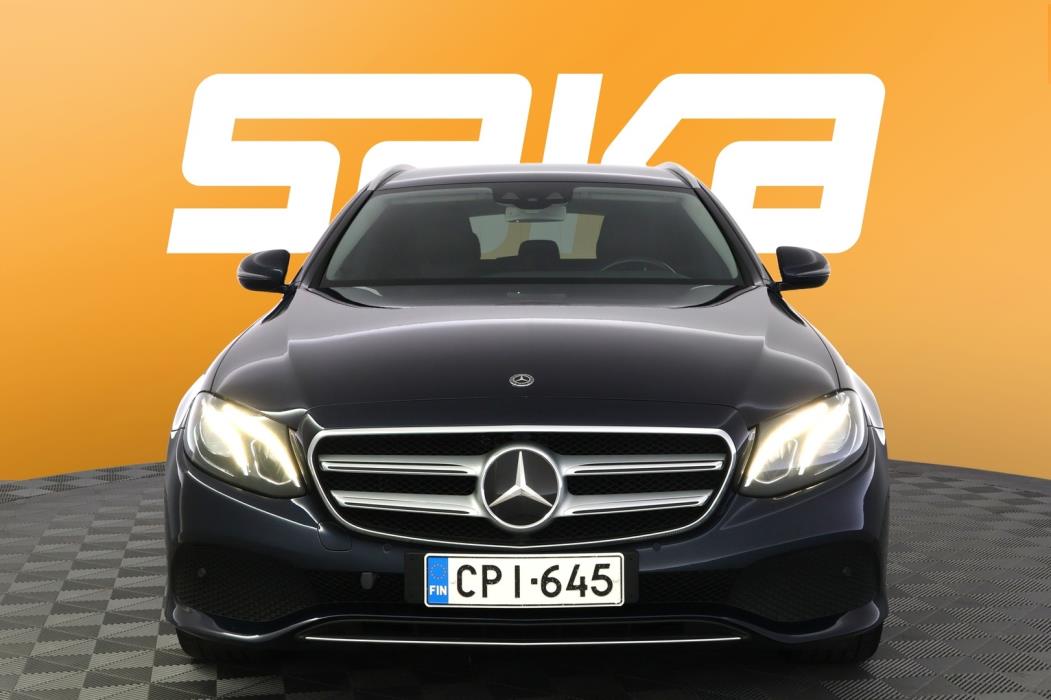 MERCEDES-BENZ E 2018