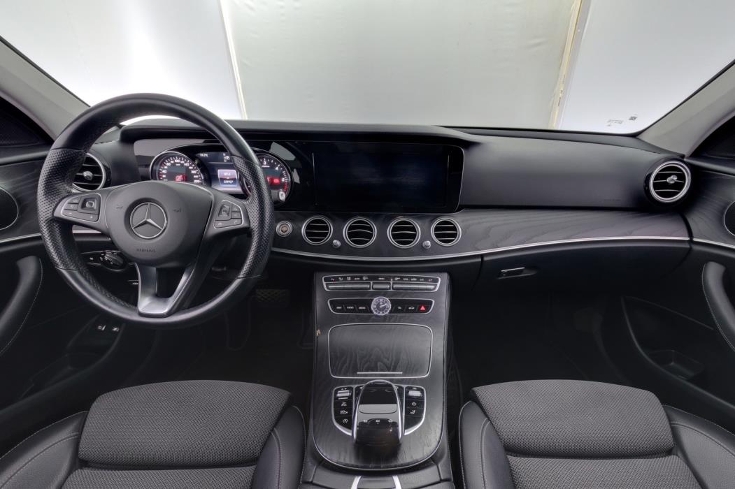 MERCEDES-BENZ E 2018