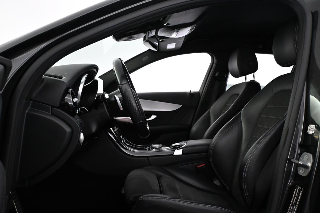 MERCEDES-BENZ C 2021