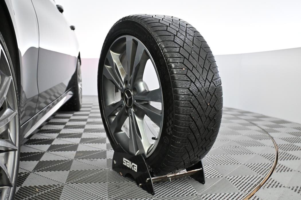 MERCEDES-BENZ C 2021