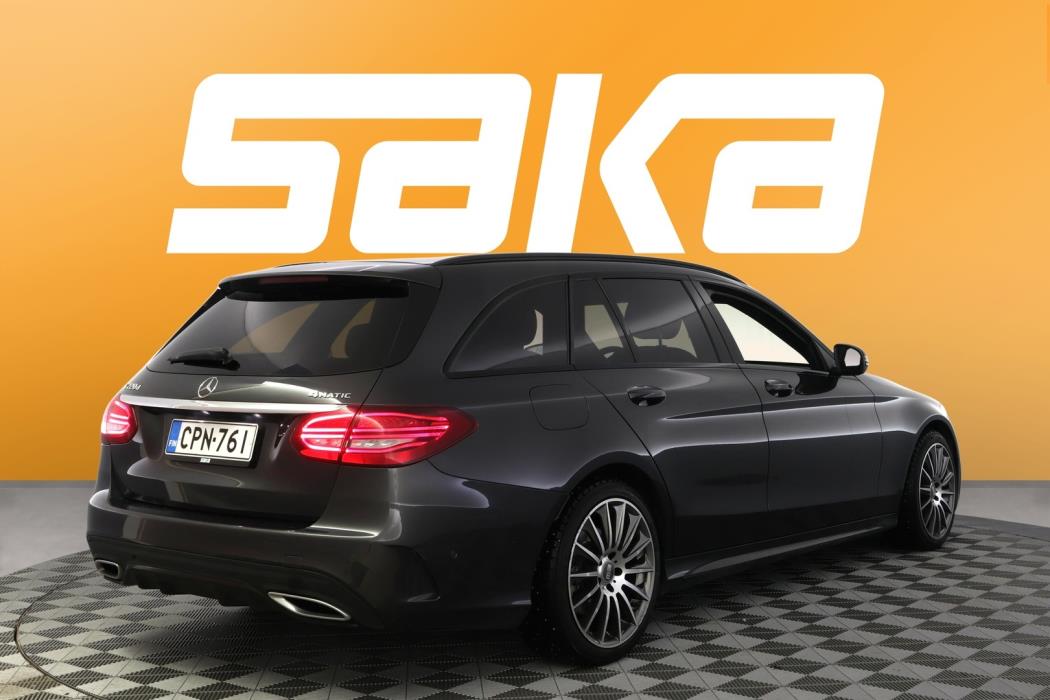 MERCEDES-BENZ C 2021