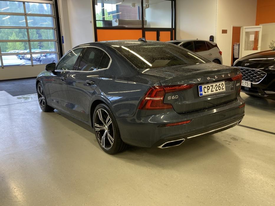 VOLVO S60 2021