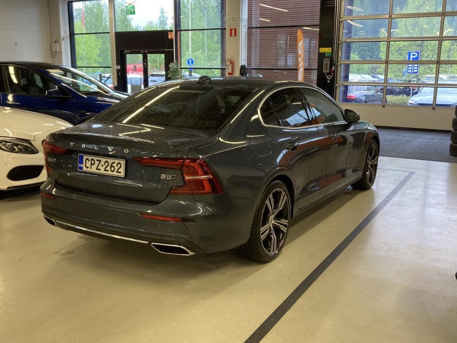 VOLVO S60 2021