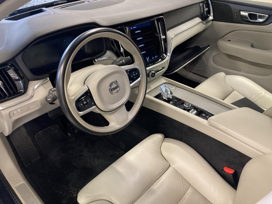 VOLVO S60 2021