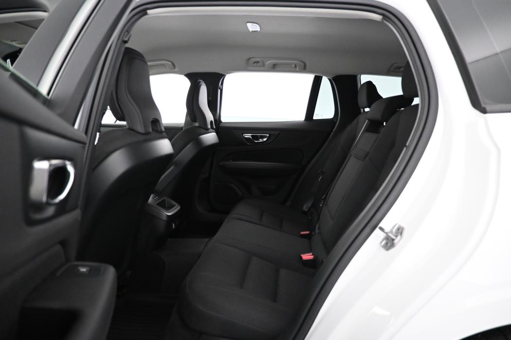 VOLVO V60 2020