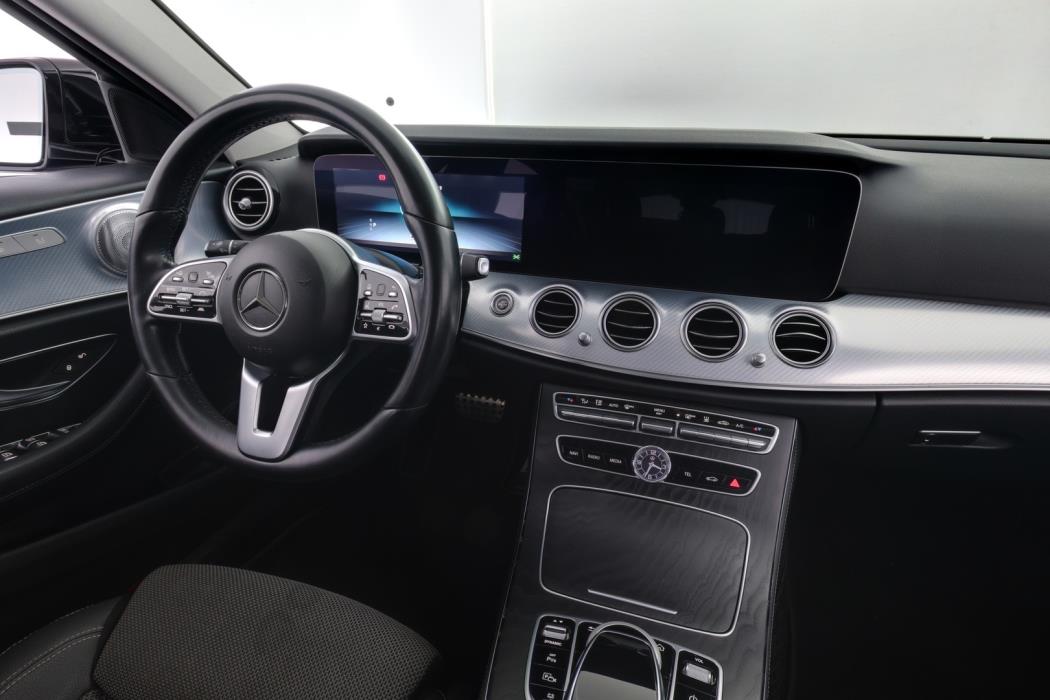 MERCEDES-BENZ E 2020
