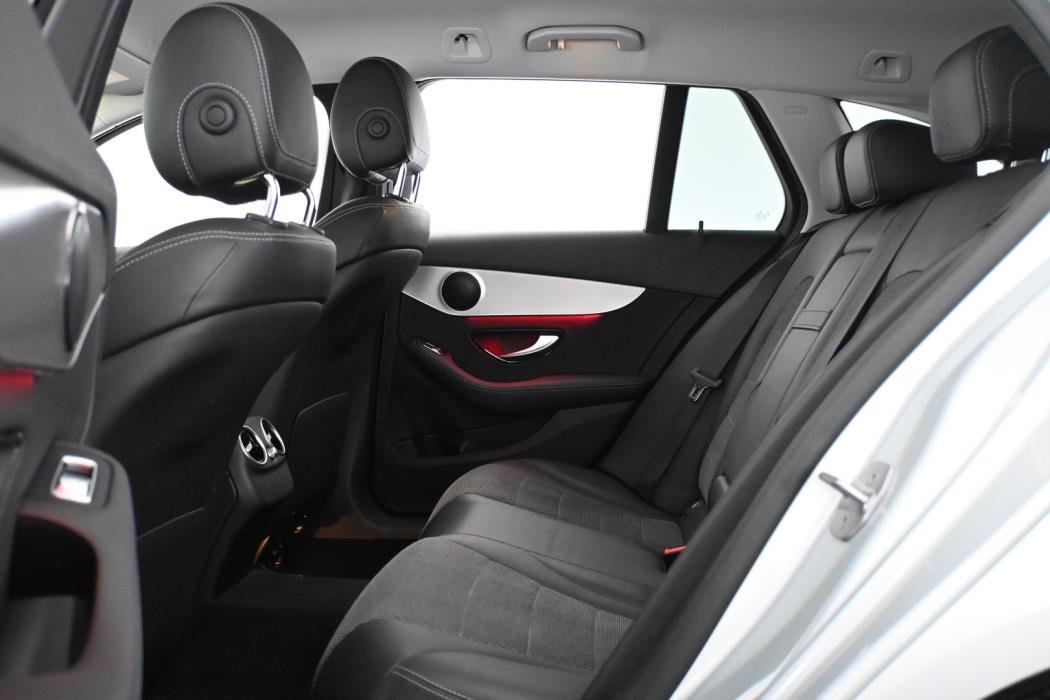 MERCEDES-BENZ C 2021
