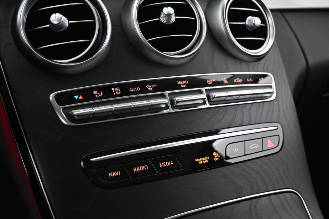 MERCEDES-BENZ C 2021