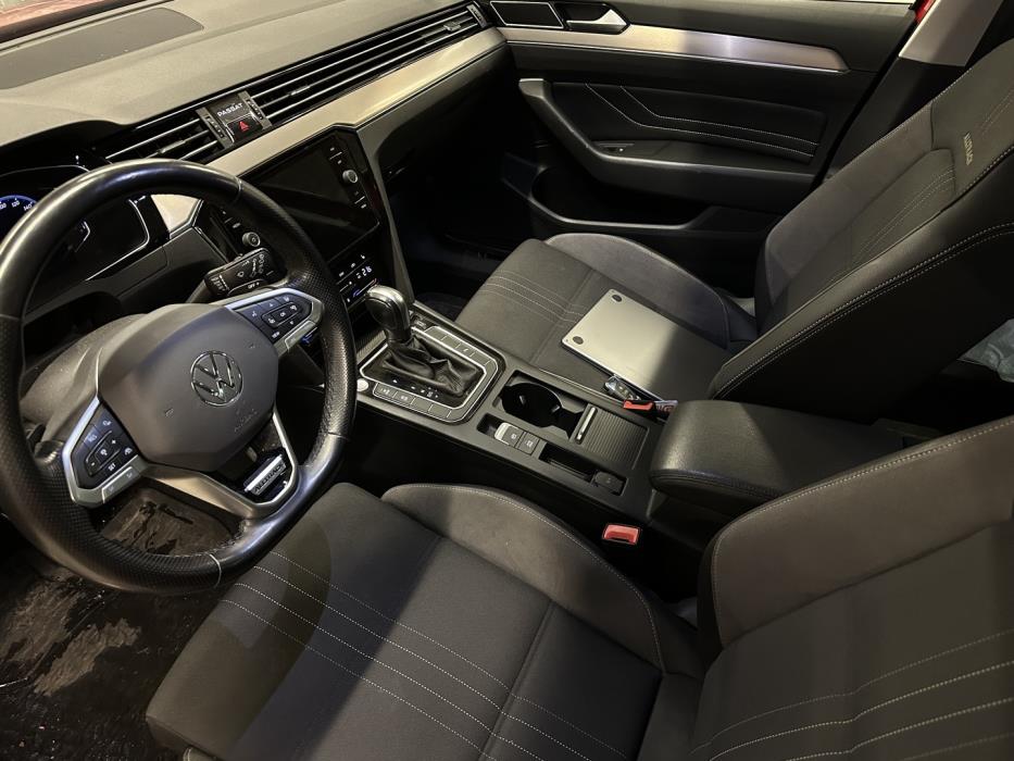 VOLKSWAGEN Passat 2021