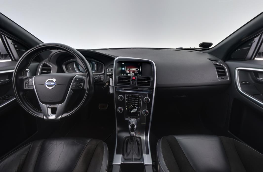 VOLVO XC60 2015