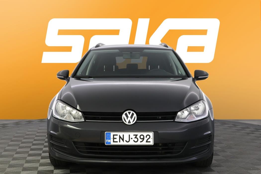 VOLKSWAGEN Golf 2015