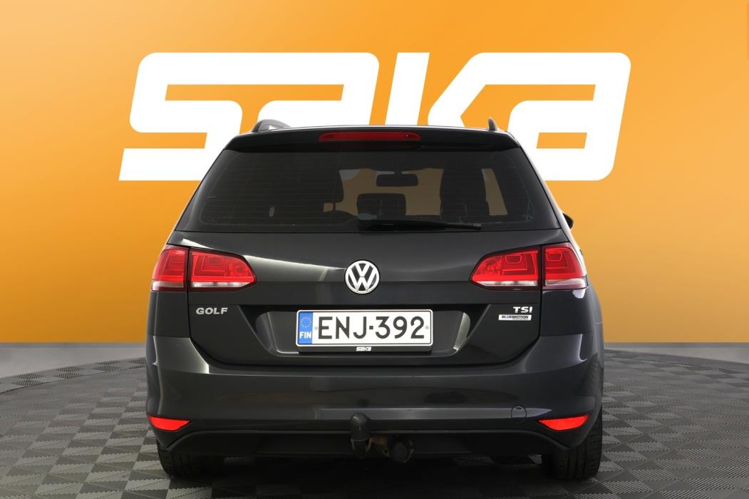 VOLKSWAGEN Golf 2015