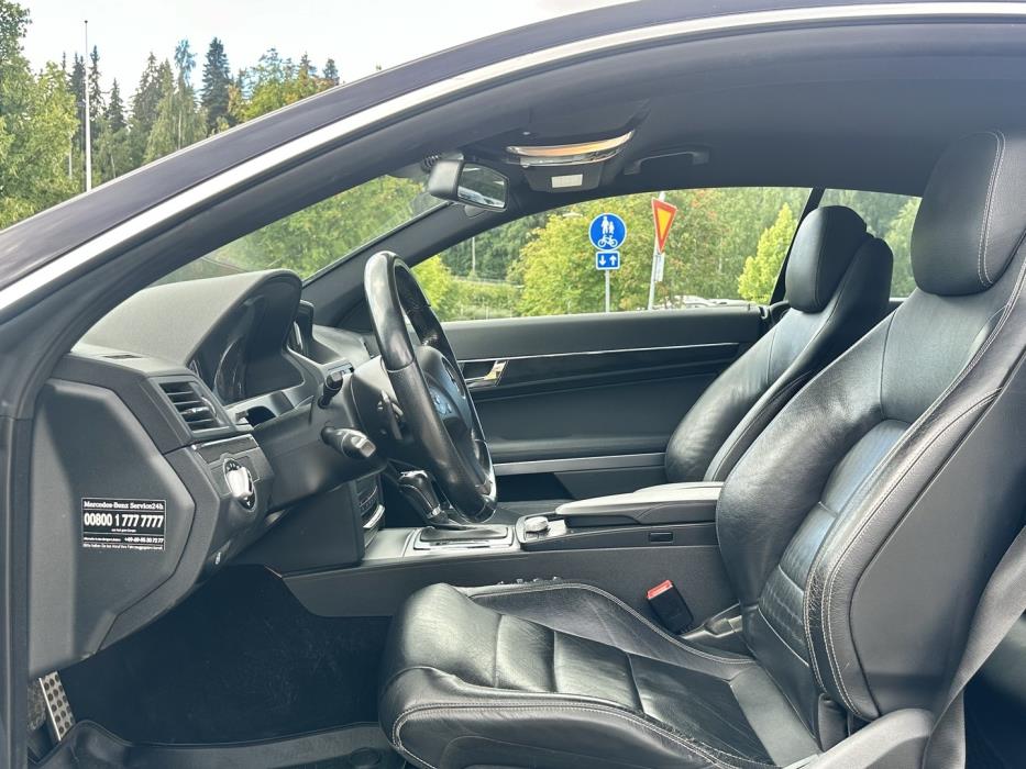 MERCEDES-BENZ E 2010