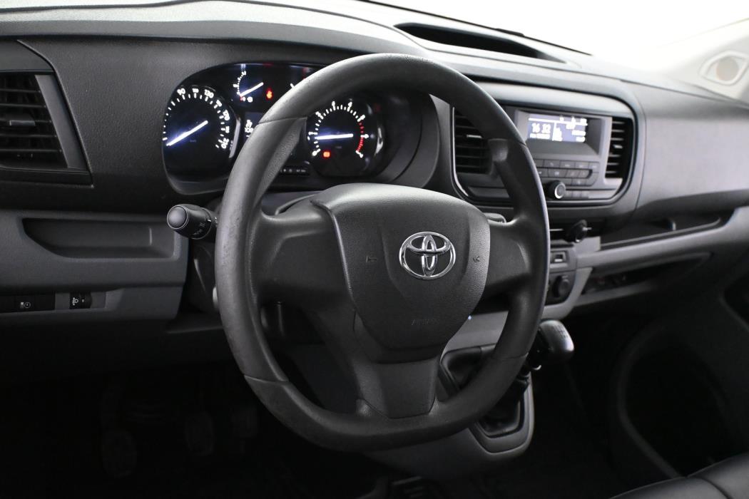 TOYOTA Proace 2018