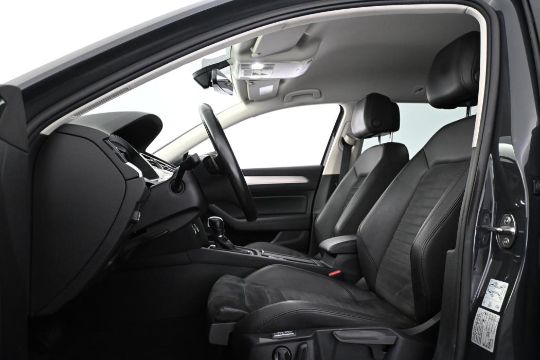 VOLKSWAGEN Passat 2018