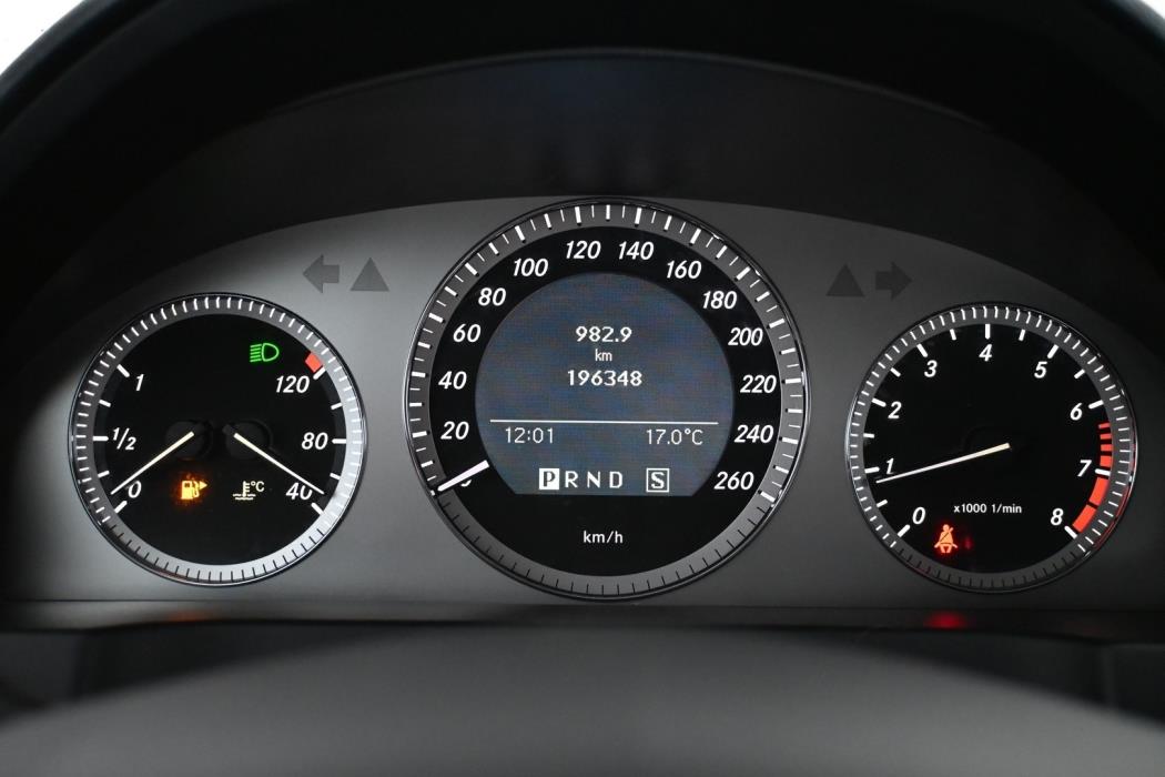 MERCEDES-BENZ C 2009