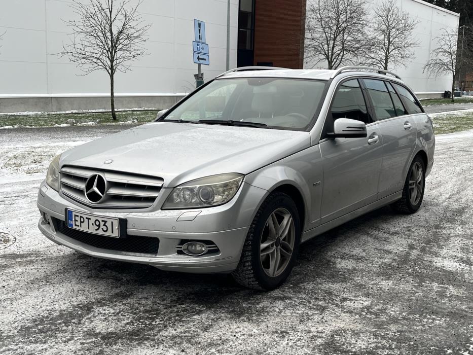 MERCEDES-BENZ C 2009