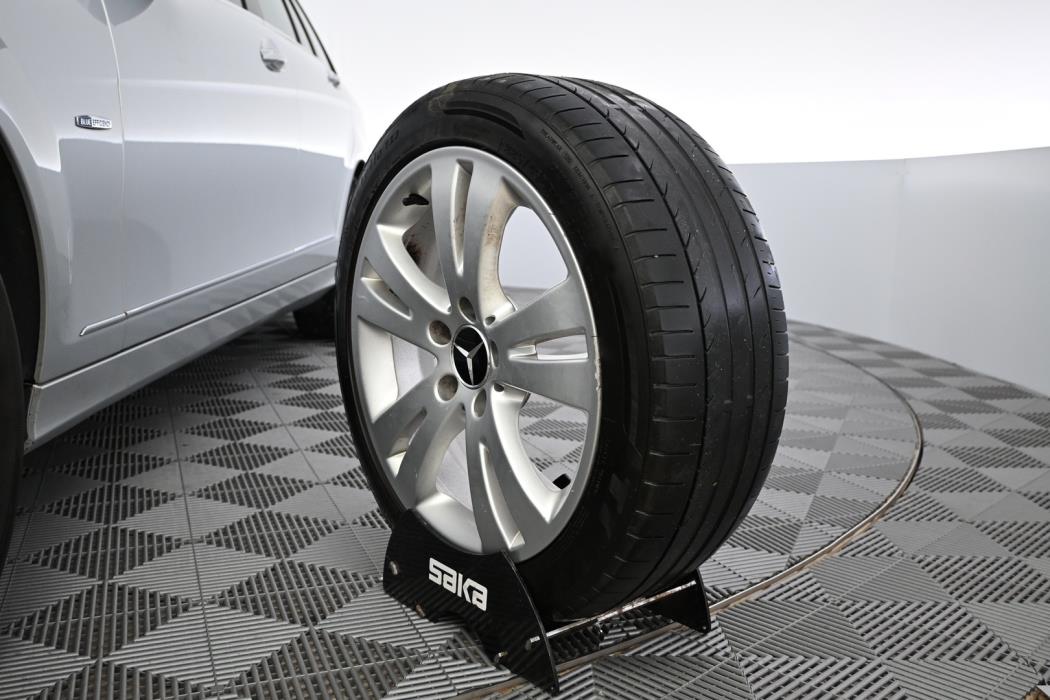 MERCEDES-BENZ C 2009