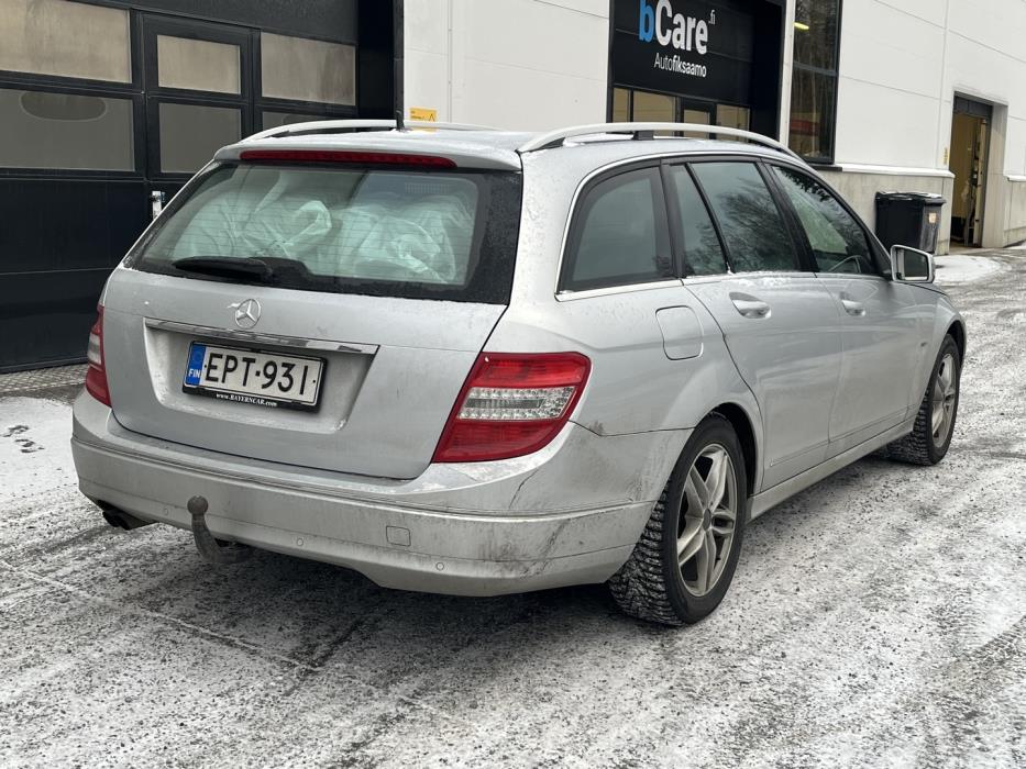 MERCEDES-BENZ C 2009