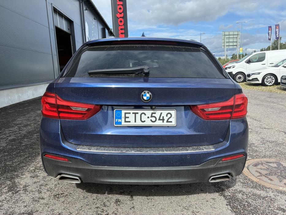 BMW 520 2019