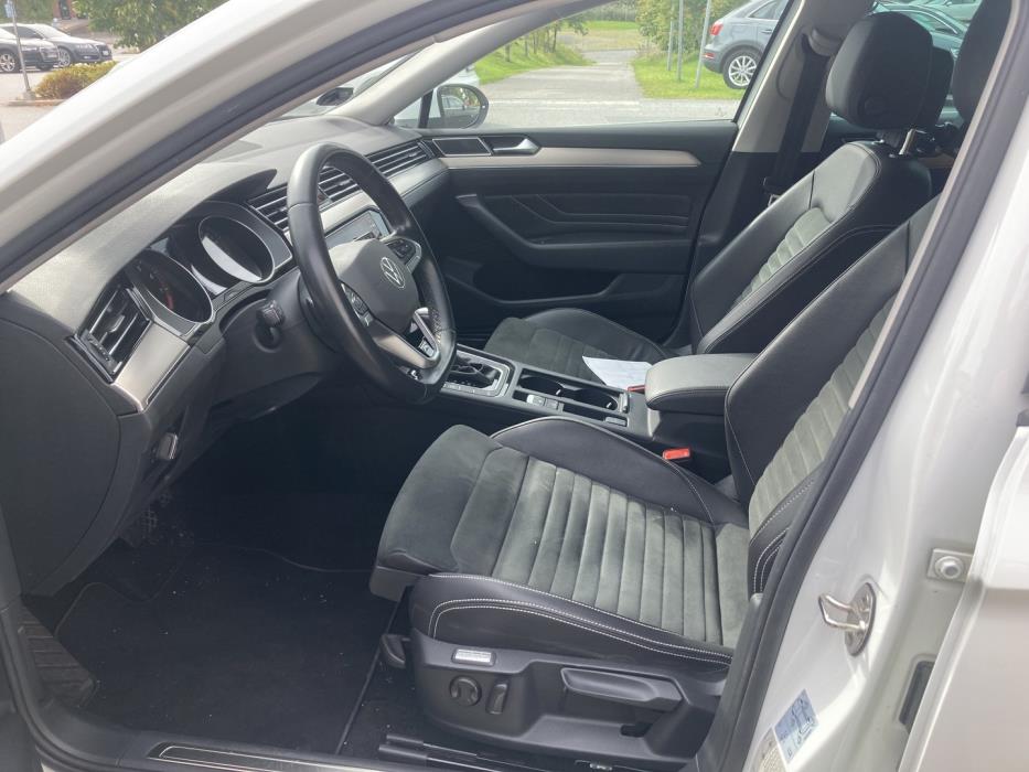 VOLKSWAGEN Passat 2021
