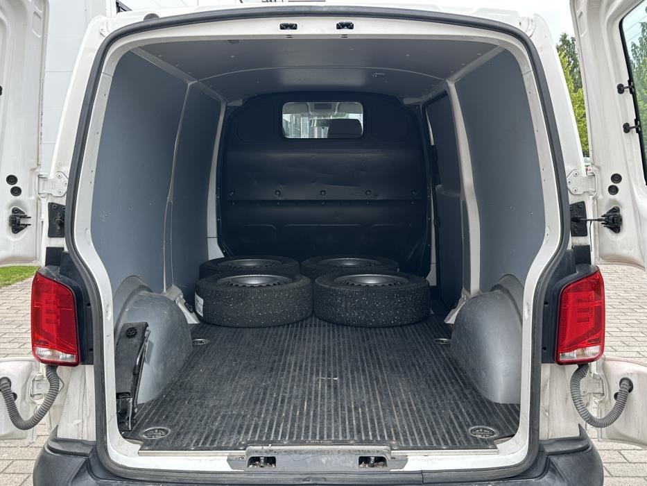 VOLKSWAGEN Transporter 2021