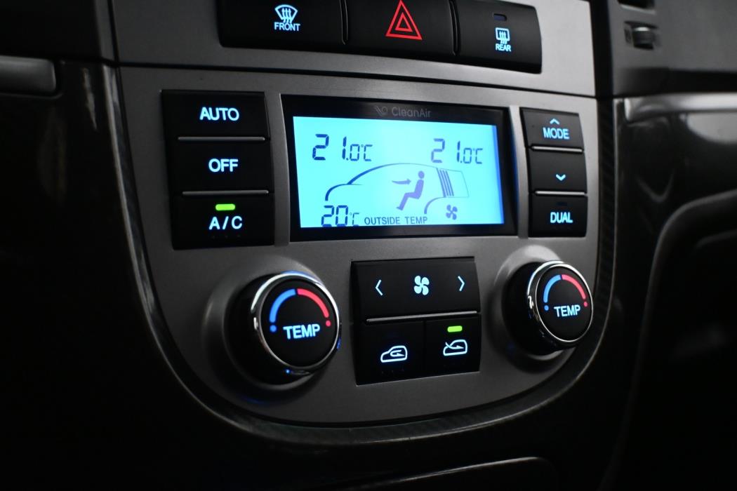 HYUNDAI Santa Fe 2012
