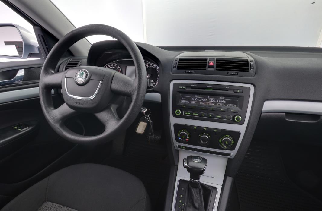SKODA Octavia 2010