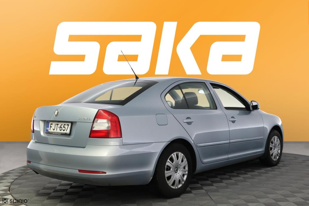 SKODA Octavia 2010
