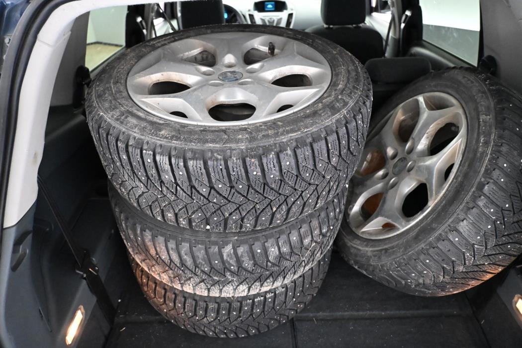FORD Grand C-Max 2012