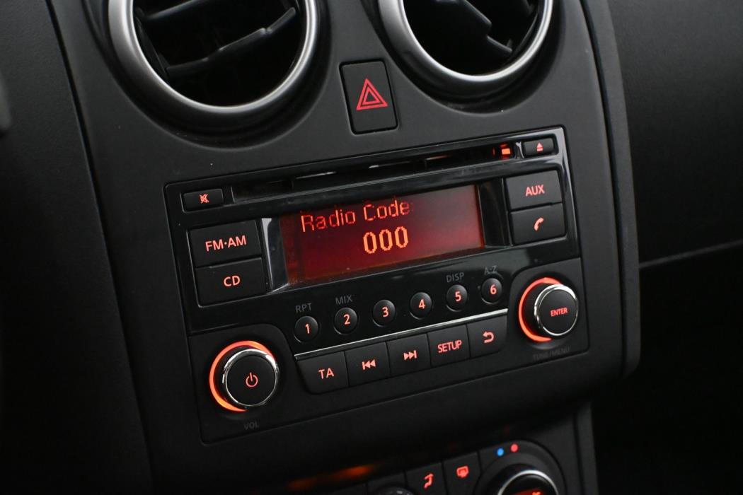 NISSAN Qashqai 2011