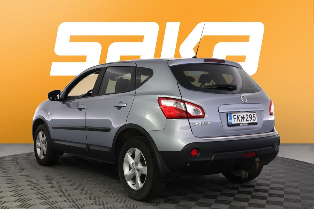 NISSAN Qashqai 2011