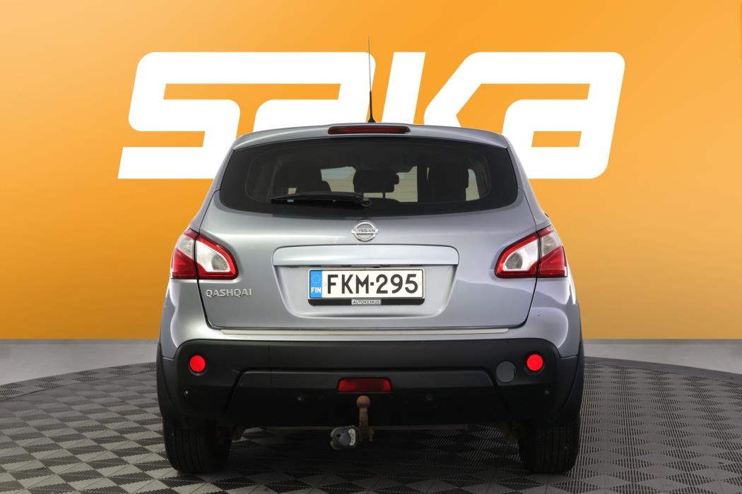 NISSAN Qashqai 2011