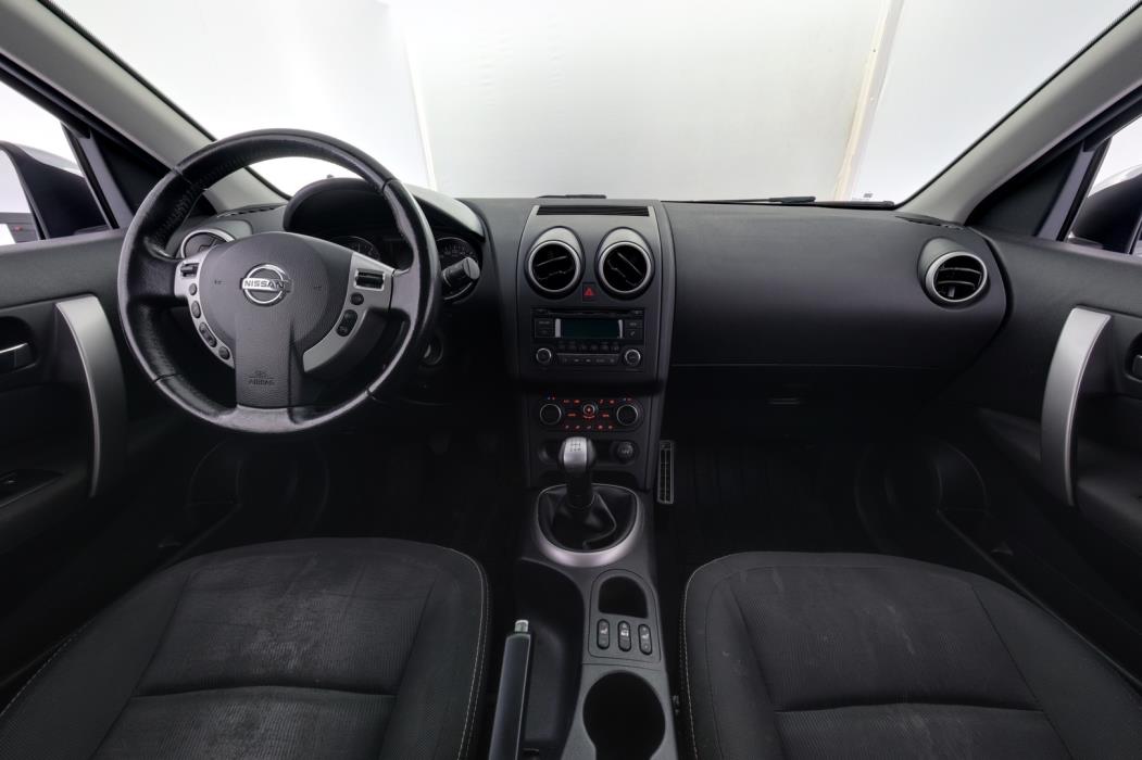 NISSAN Qashqai 2011