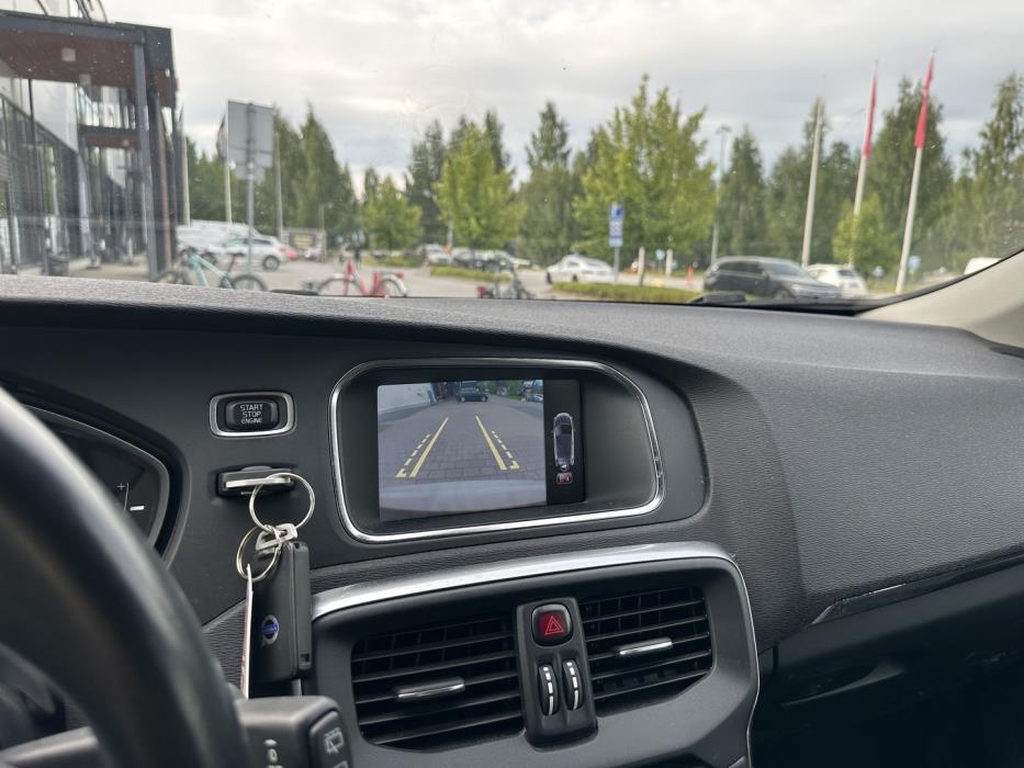 VOLVO V40 2013