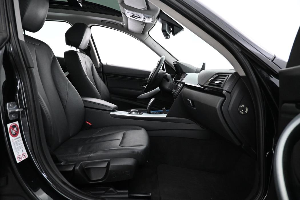 BMW 318 Gran Turismo 2014