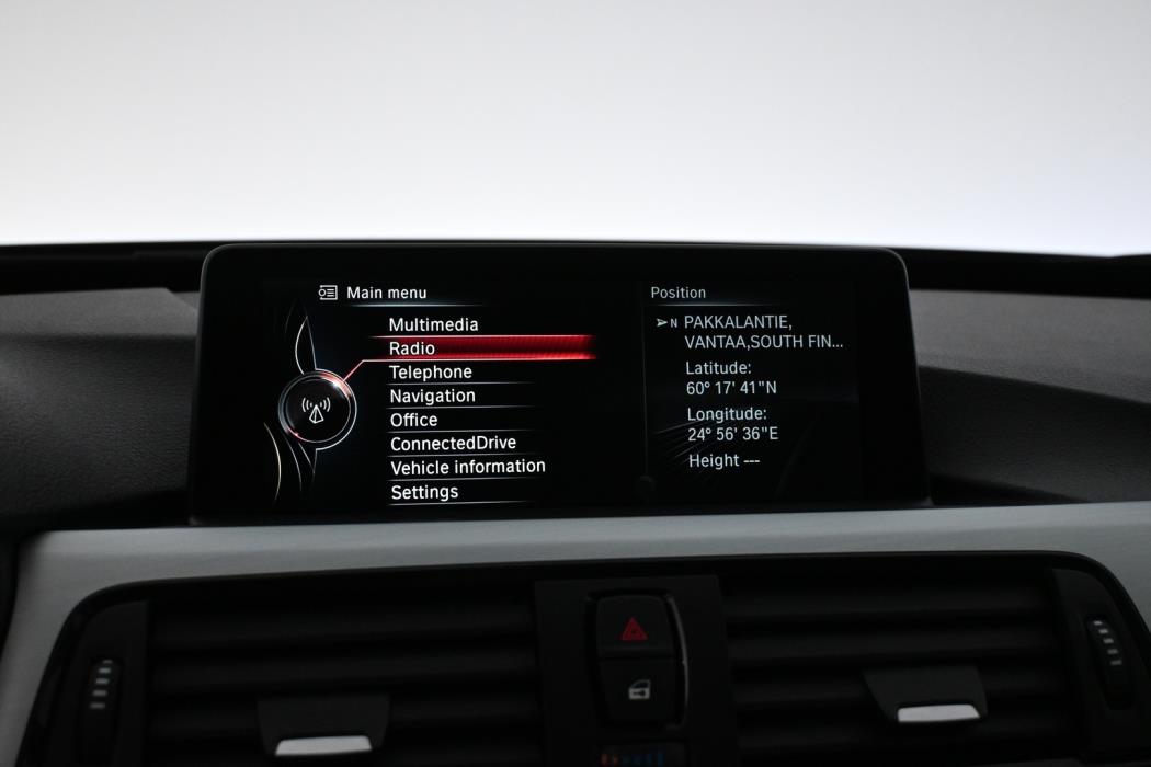 BMW 318 Gran Turismo 2014