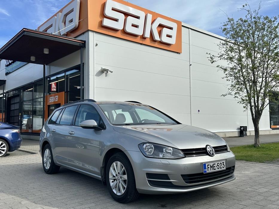 VOLKSWAGEN Golf 2016
